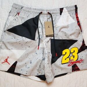 Jordan Essentials 5" Poolside Shorts Size Large